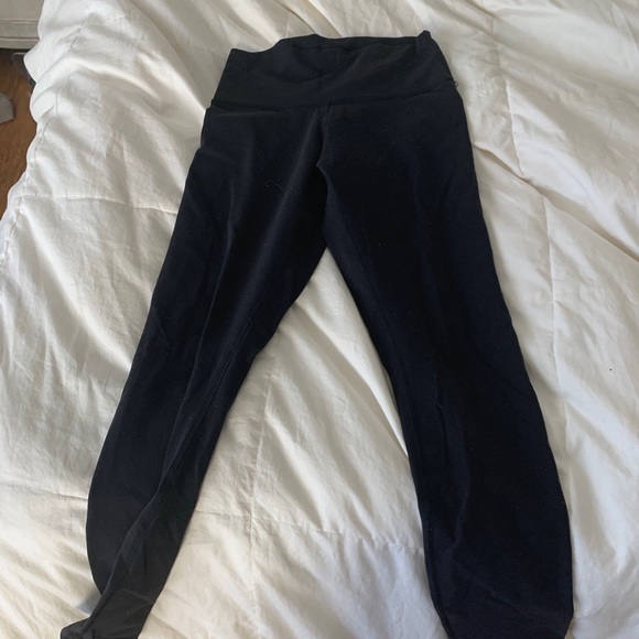 Lululemon size 6 lot, 6 pairs! - Picture 11 of 13